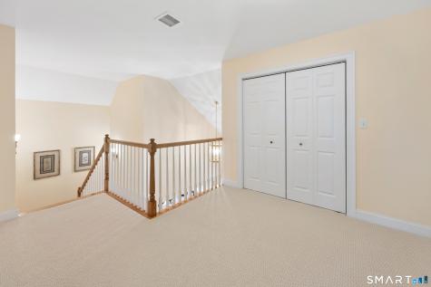 13 Stonegate Circle Cheshire CT 06410