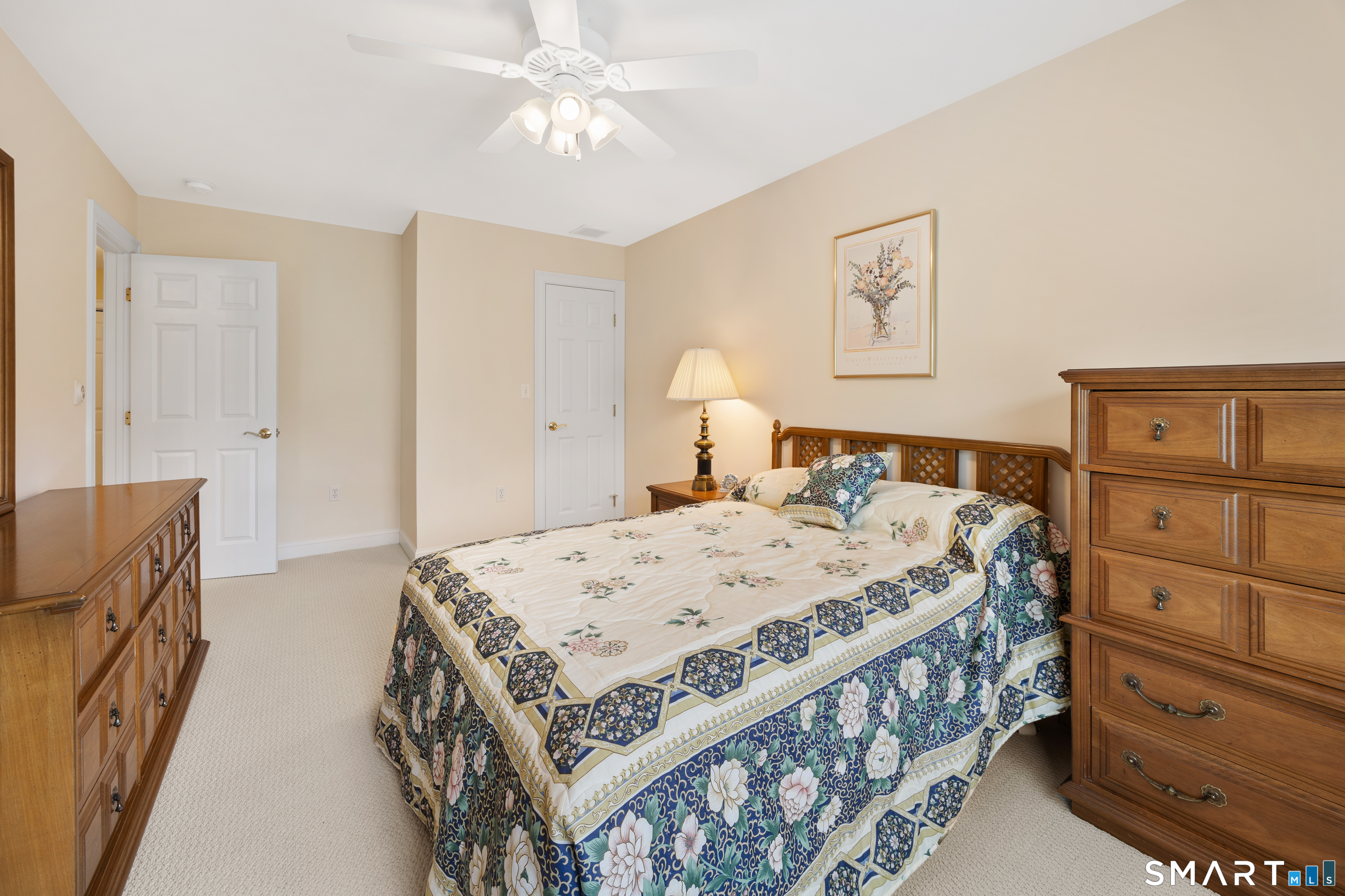13 Stonegate Circle Cheshire CT 06410