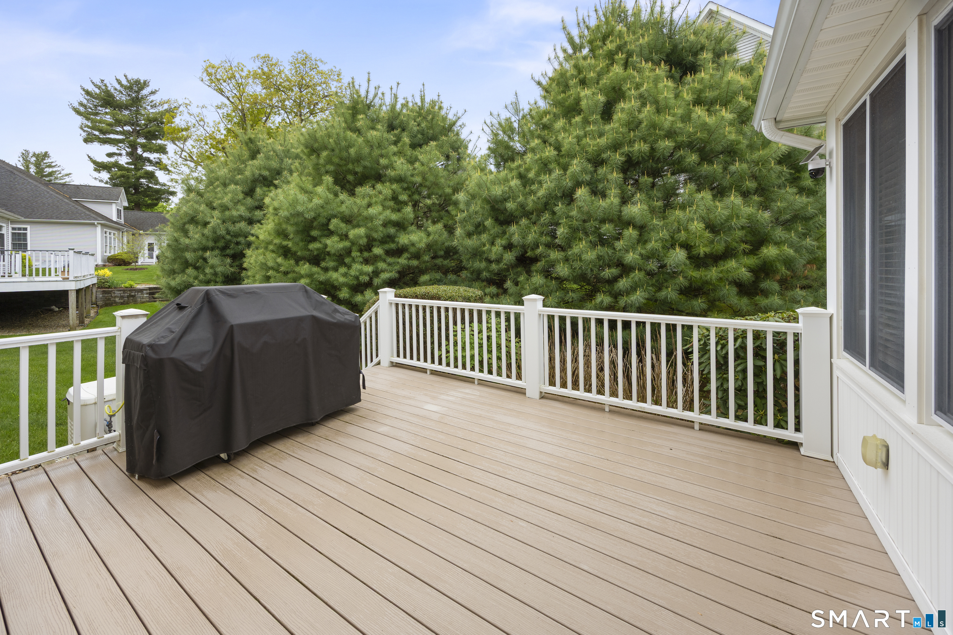 13 Stonegate Circle Cheshire CT 06410