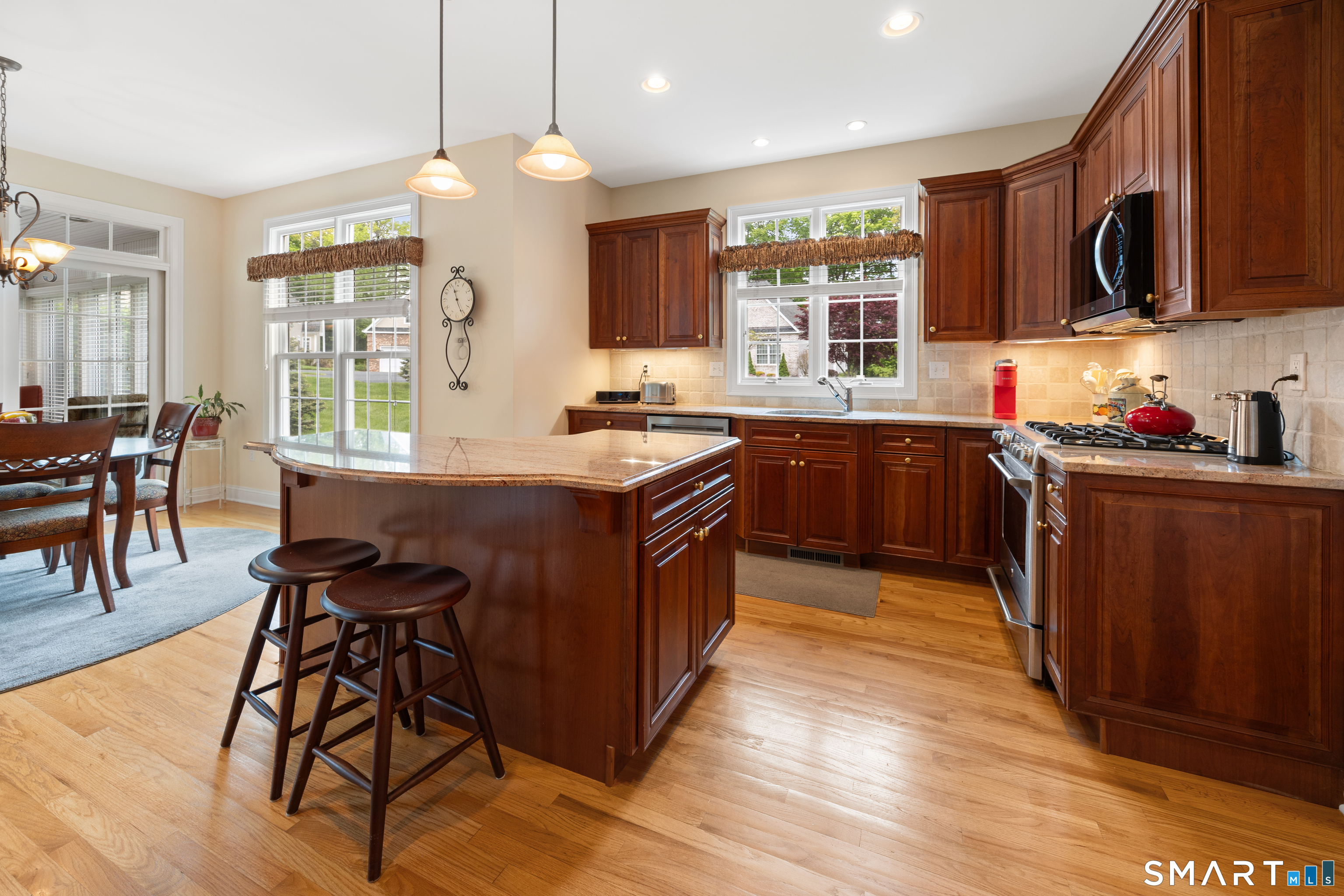 13 Stonegate Circle Cheshire CT 06410