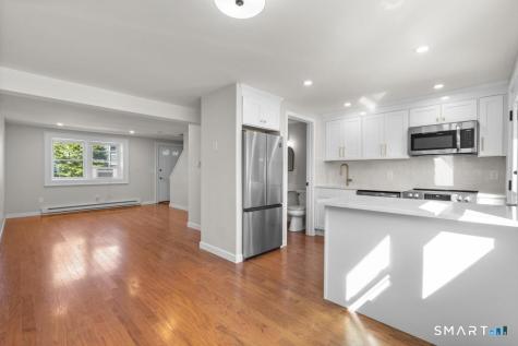 211 East Main Street Branford CT 06405