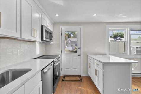 211 East Main Street Branford CT 06405