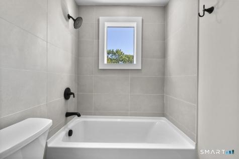 211 East Main Street Branford CT 06405