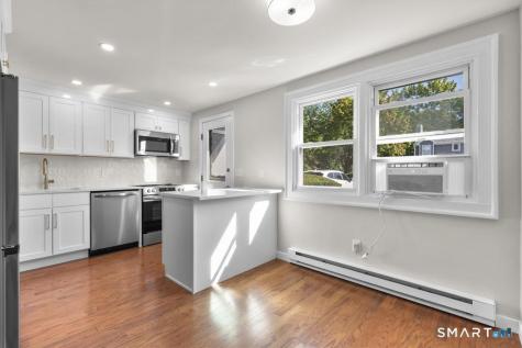 211 East Main Street Branford CT 06405