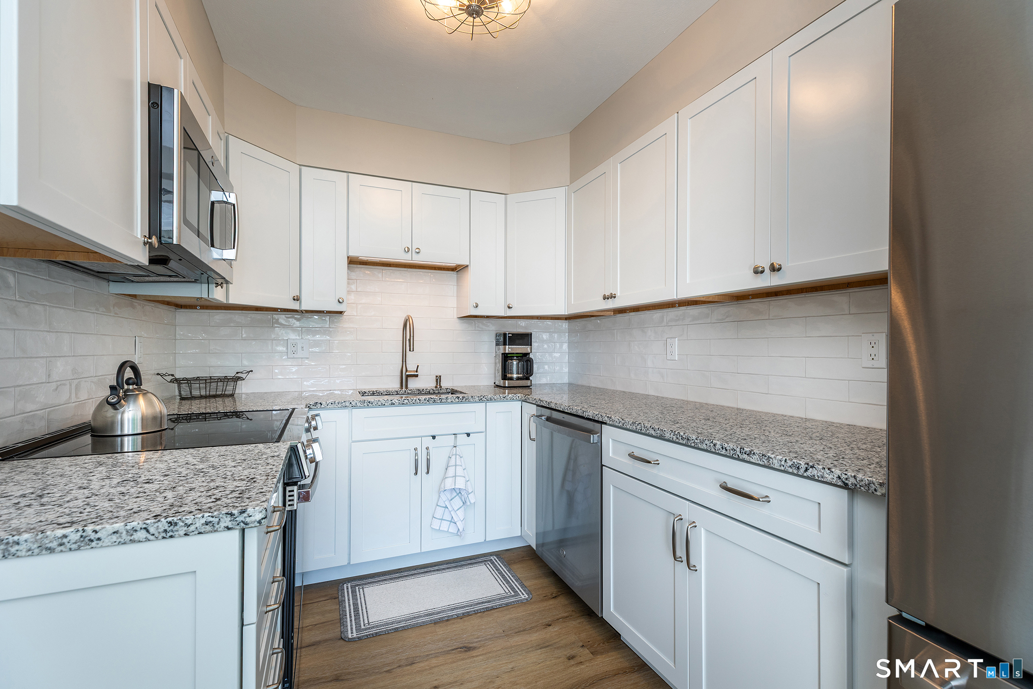 80 North Main Street Kent CT 06757