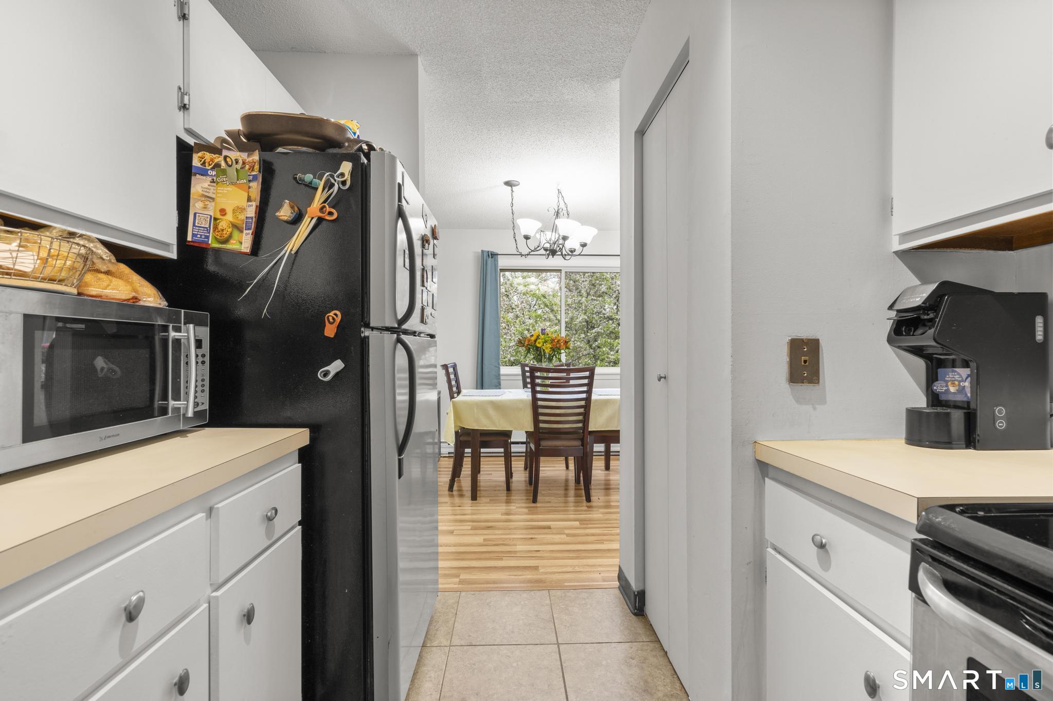 10 Pineview Drive Branford CT 06405