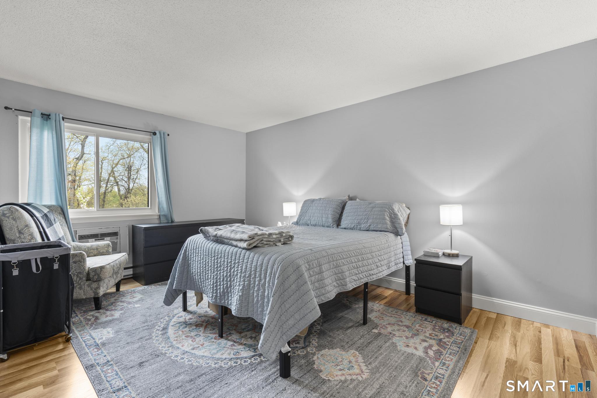 10 Pineview Drive Branford CT 06405