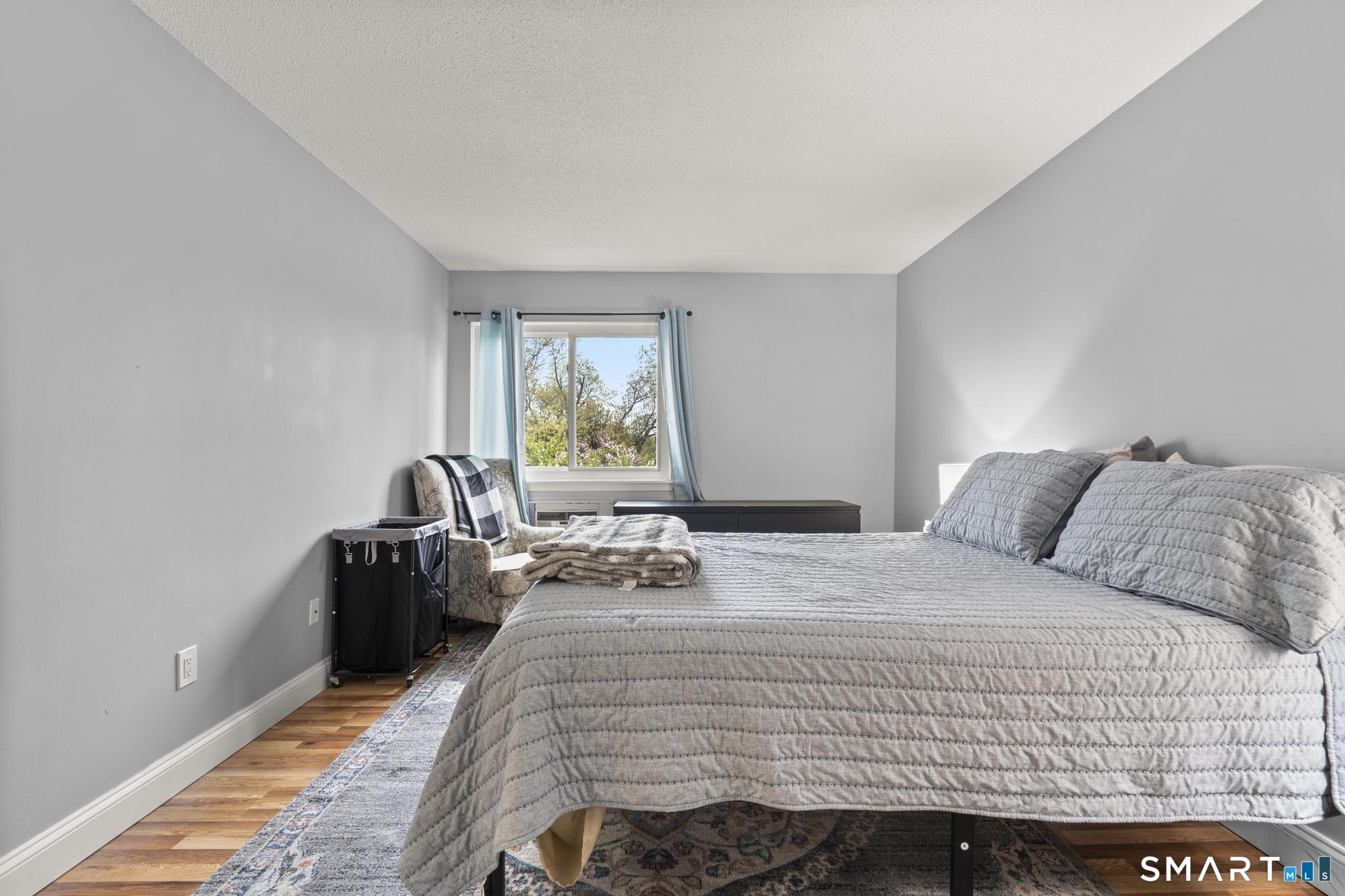 10 Pineview Drive Branford CT 06405