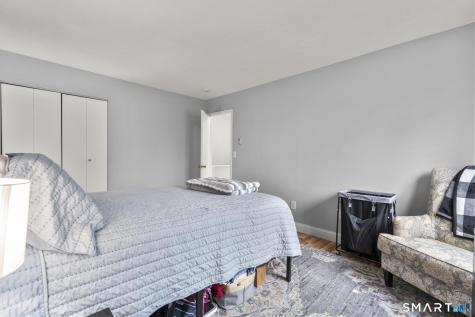 10 Pineview Drive Branford CT 06405