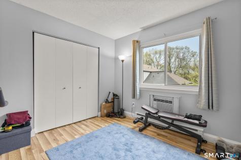 10 Pineview Drive Branford CT 06405