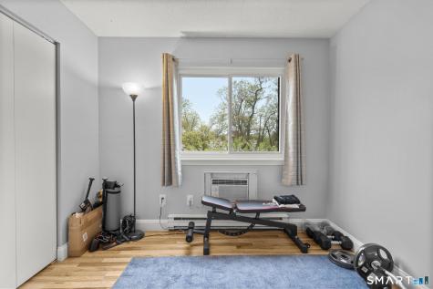 10 Pineview Drive Branford CT 06405