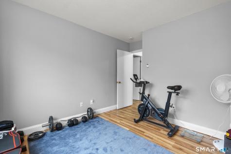 10 Pineview Drive Branford CT 06405