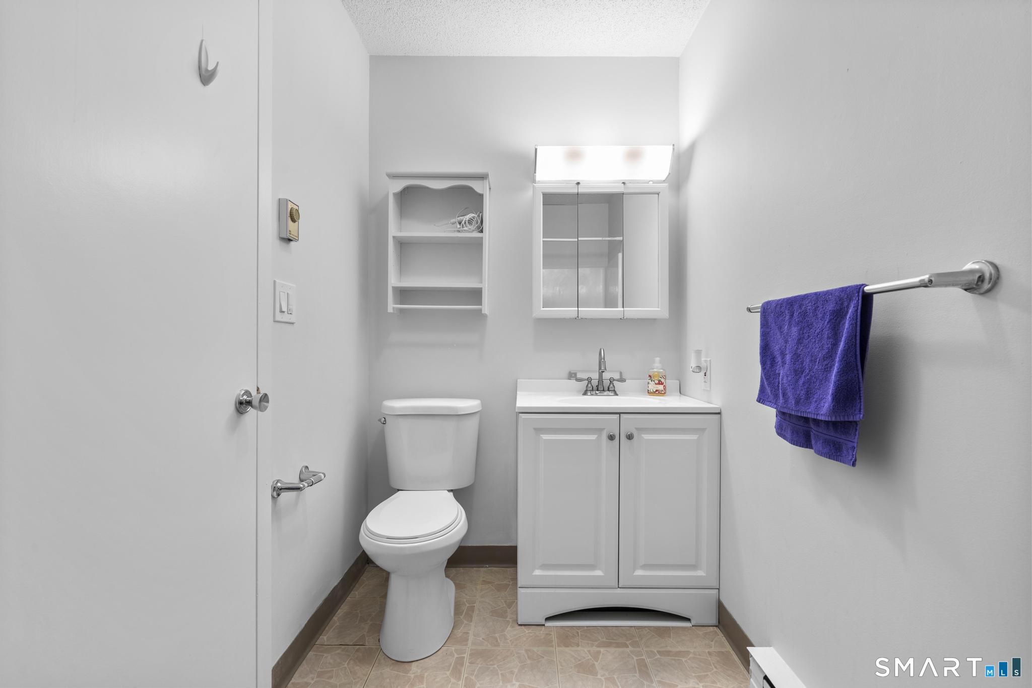 10 Pineview Drive Branford CT 06405
