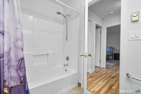 10 Pineview Drive Branford CT 06405