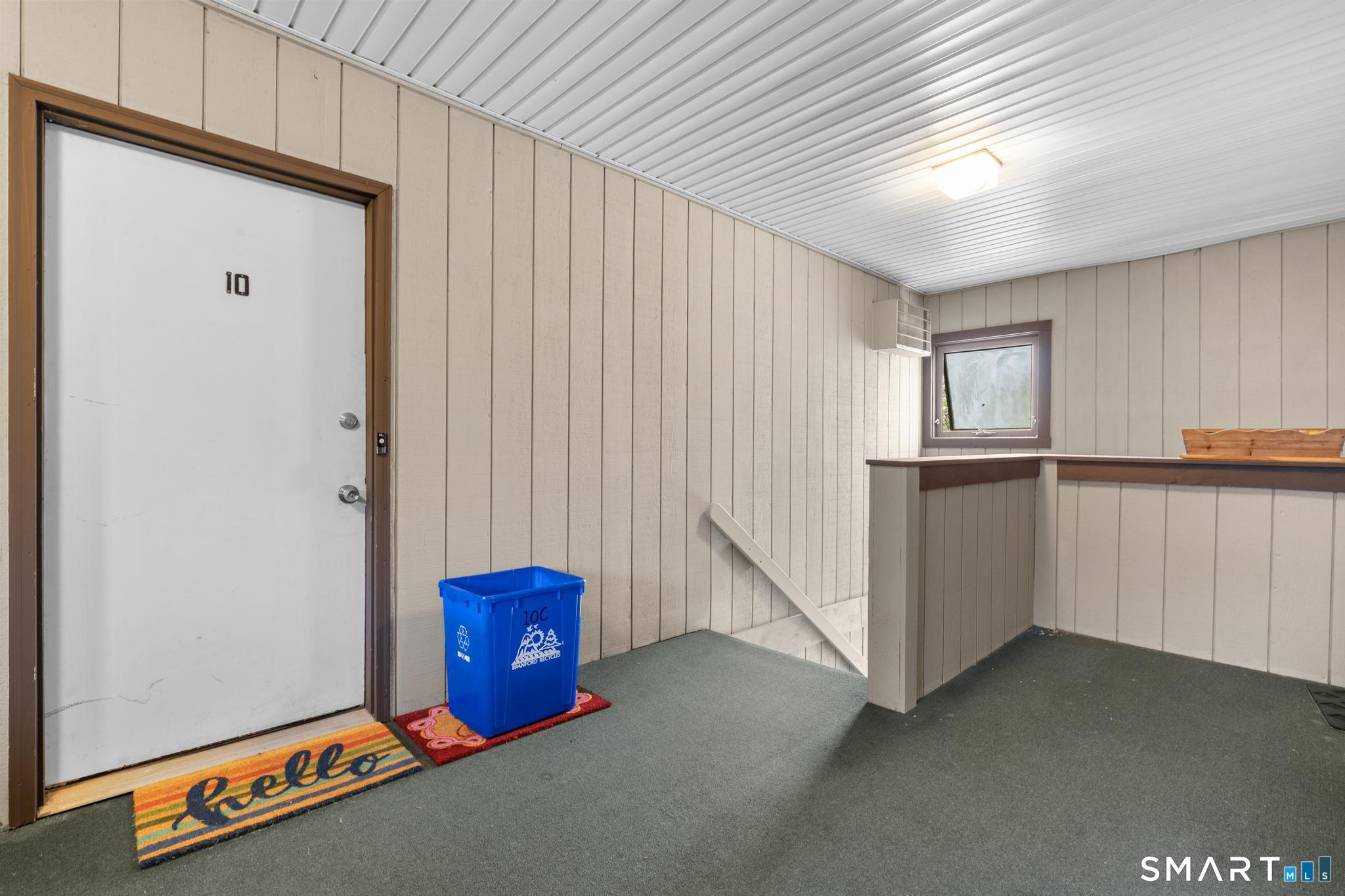 10 Pineview Drive Branford CT 06405