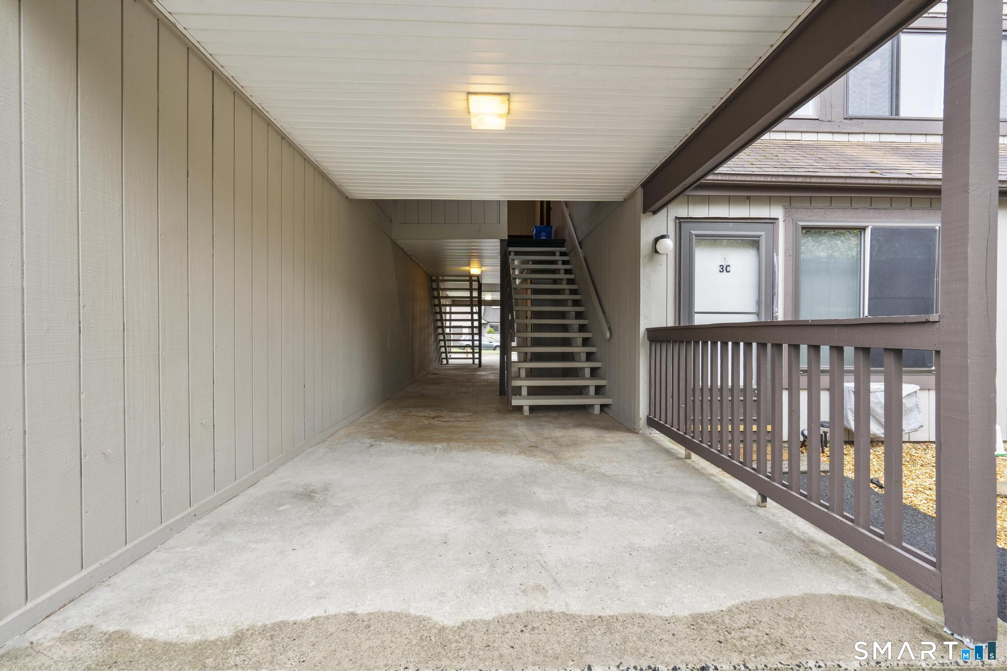 10 Pineview Drive Branford CT 06405