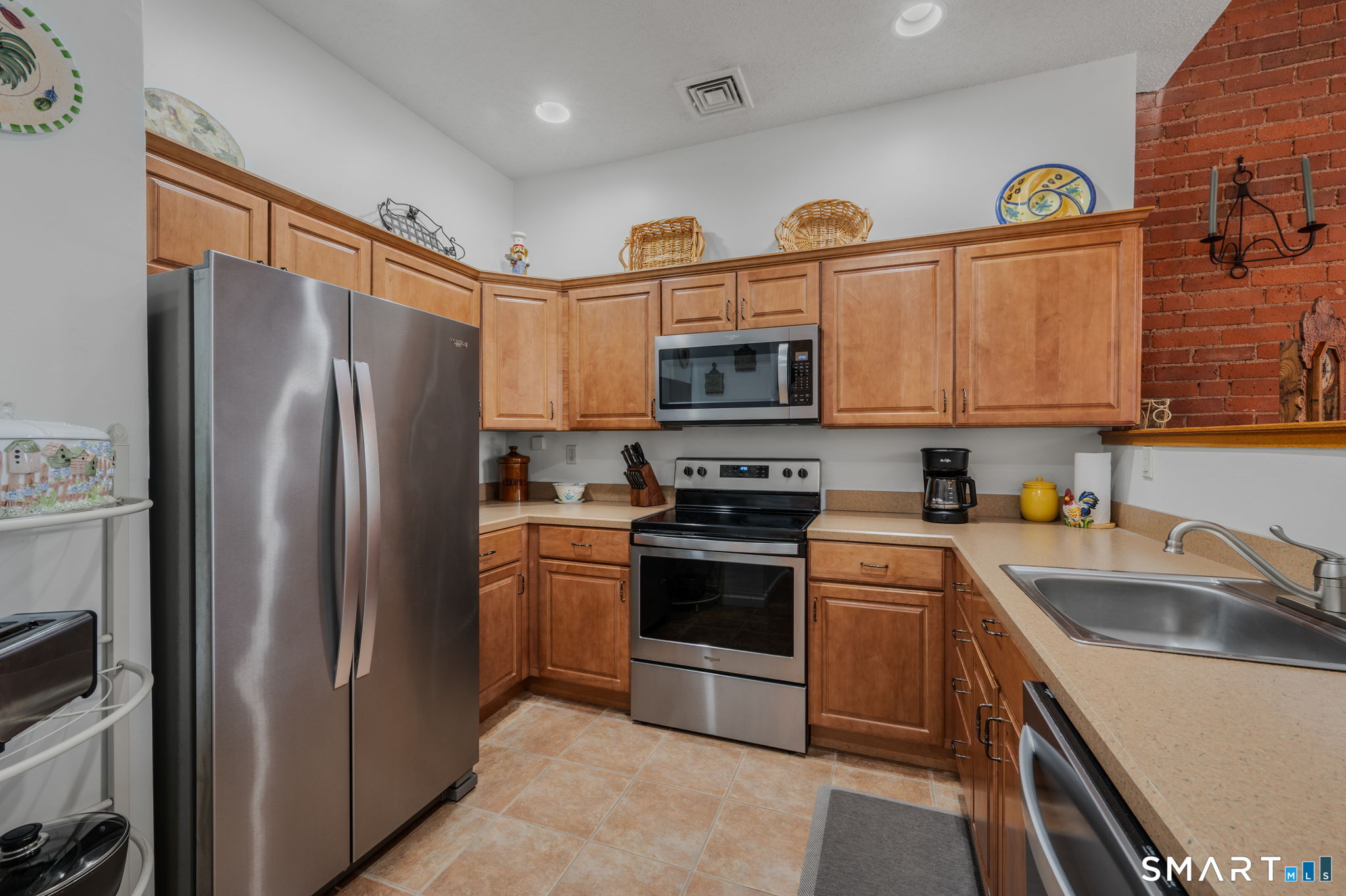 234 South Main Street Middletown CT 06457