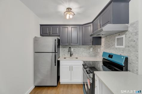280 West Walk West Haven CT 06516