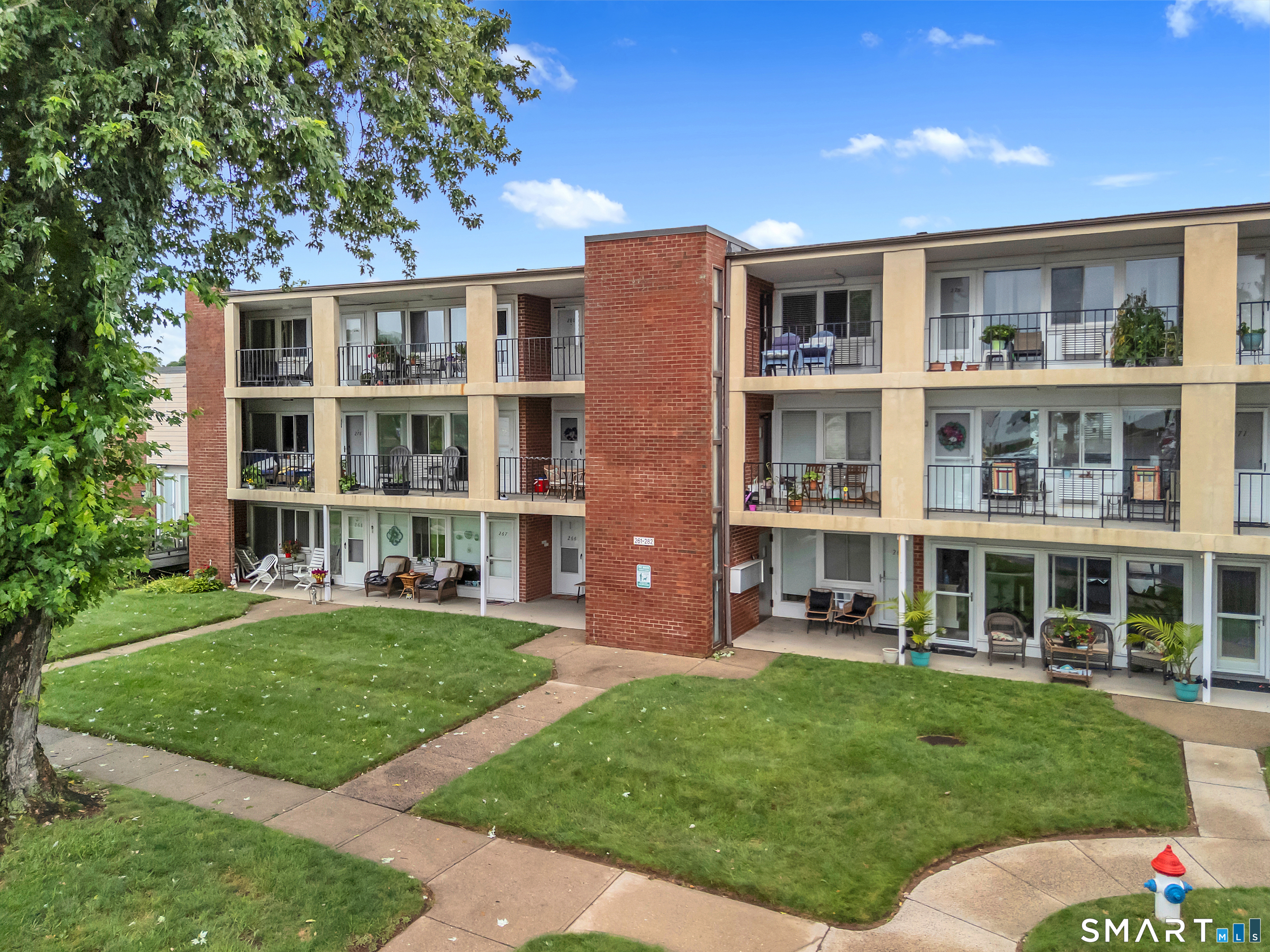 280 West Walk West Haven CT 06516