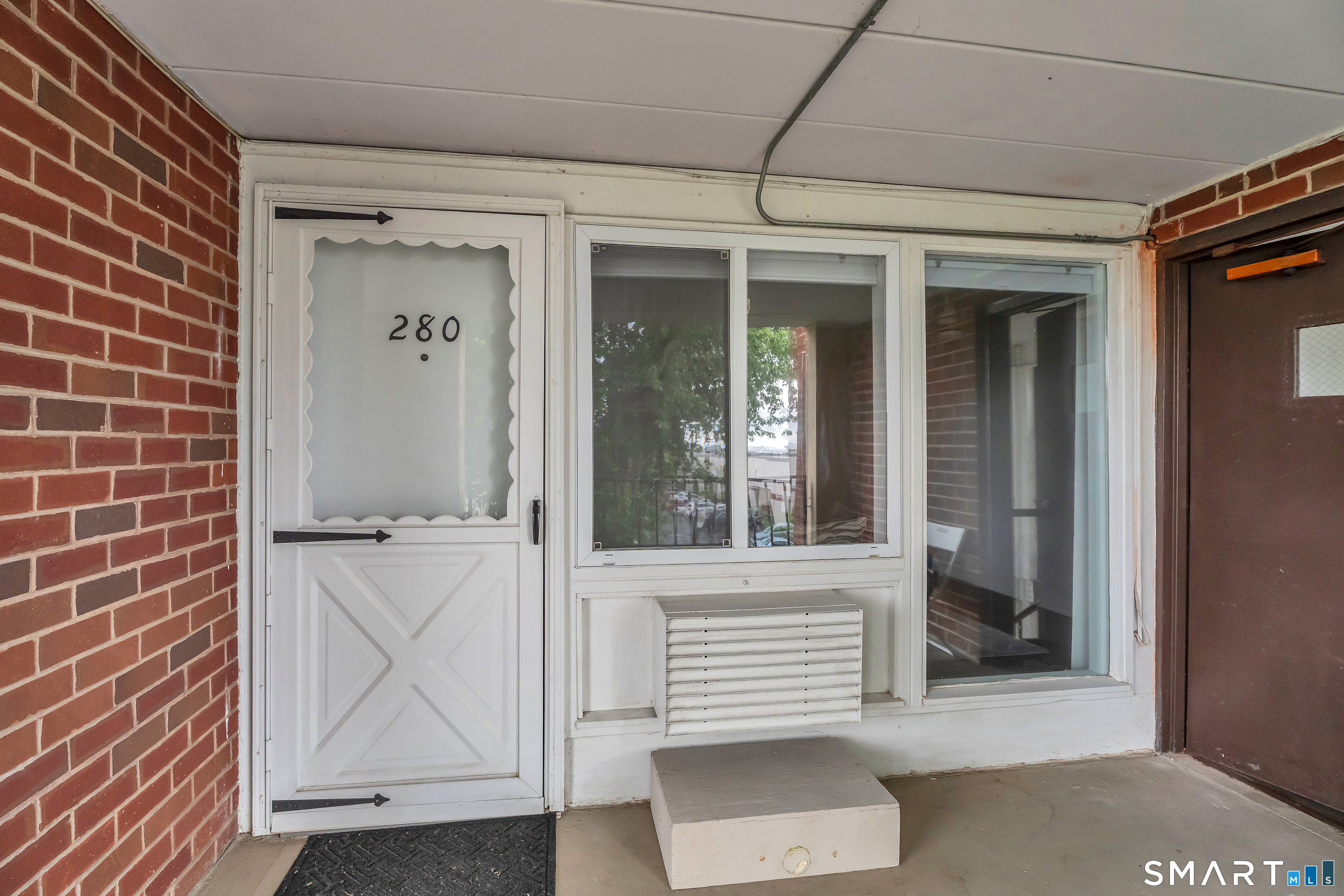280 West Walk West Haven CT 06516
