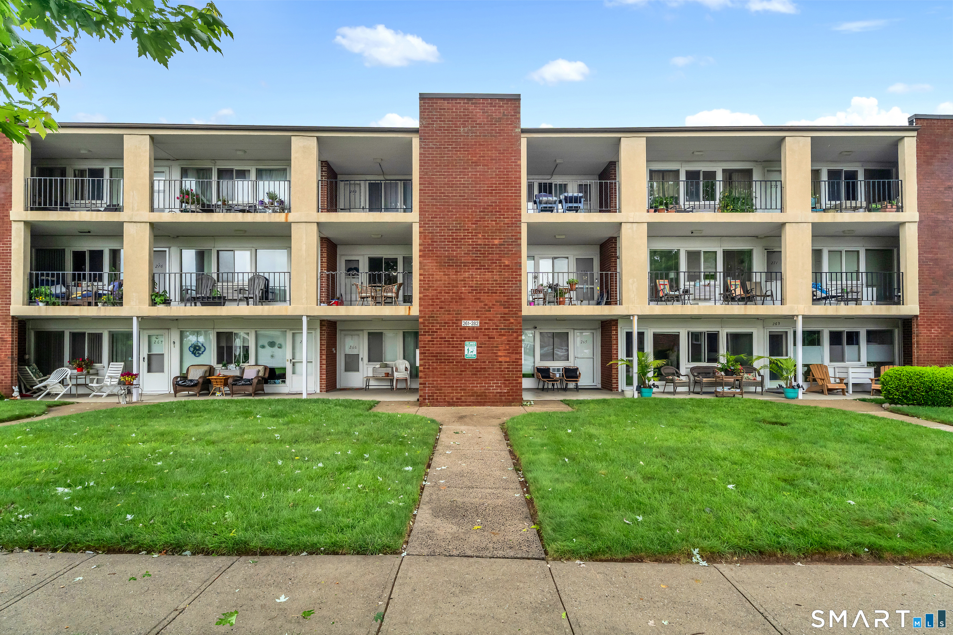280 West Walk West Haven CT 06516
