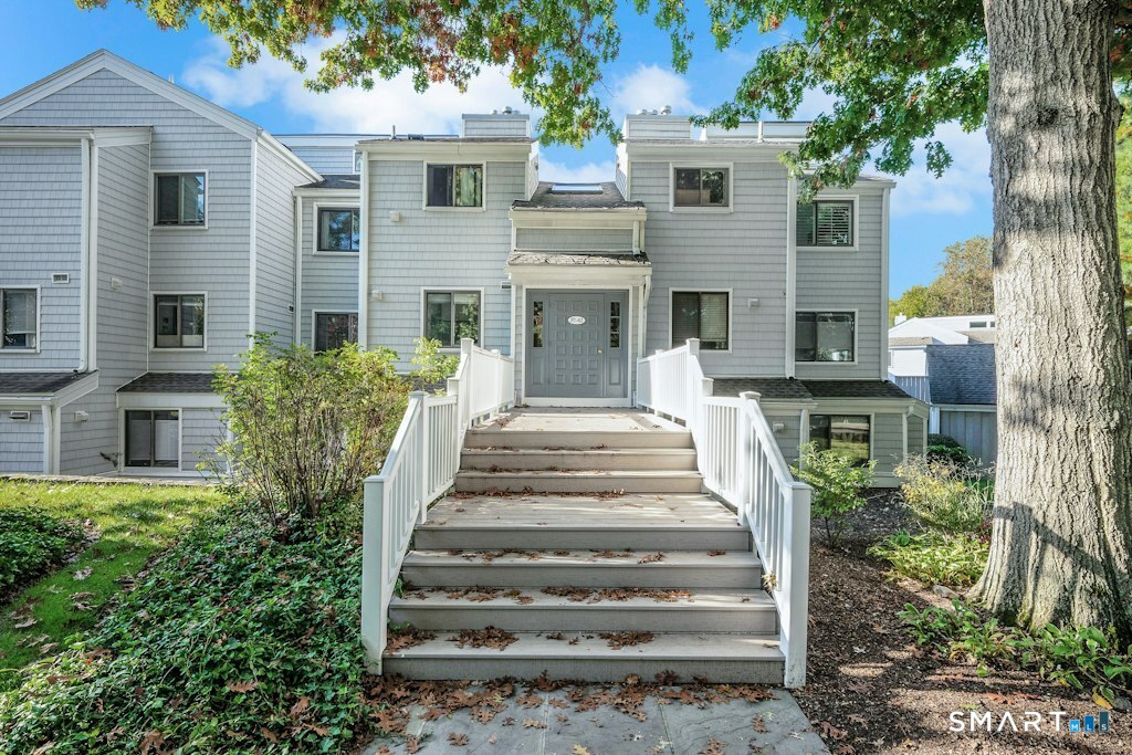 38 Rowayton Woods Drive Norwalk CT 06854