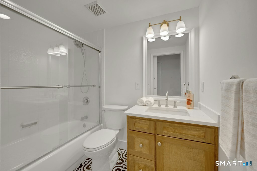 38 Rowayton Woods Drive Norwalk CT 06854