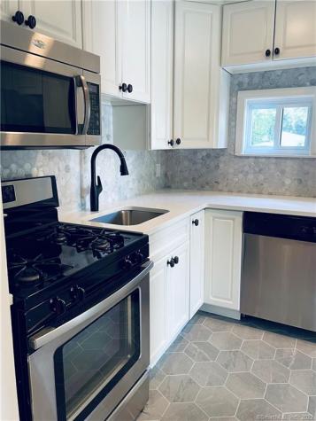 17 Keeler Close Ridgefield CT 06877