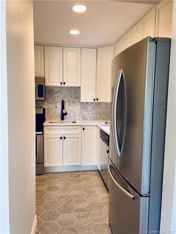 17 Keeler Close Ridgefield CT 06877