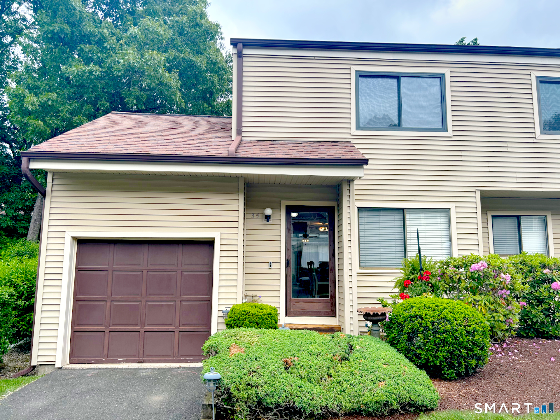 35 Deer Run Bethel CT 06801