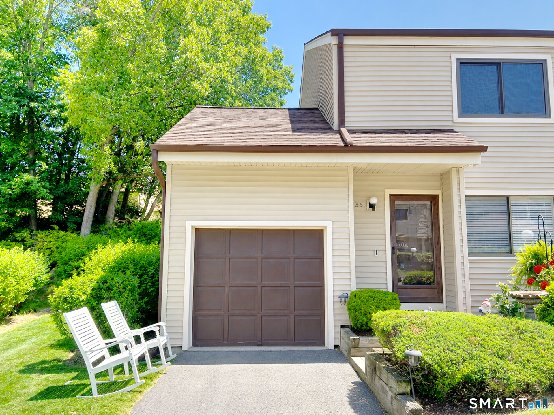 35 Deer Run Bethel CT 06801