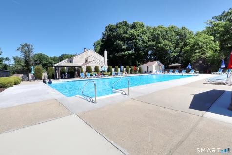 35 Deer Run Bethel CT 06801