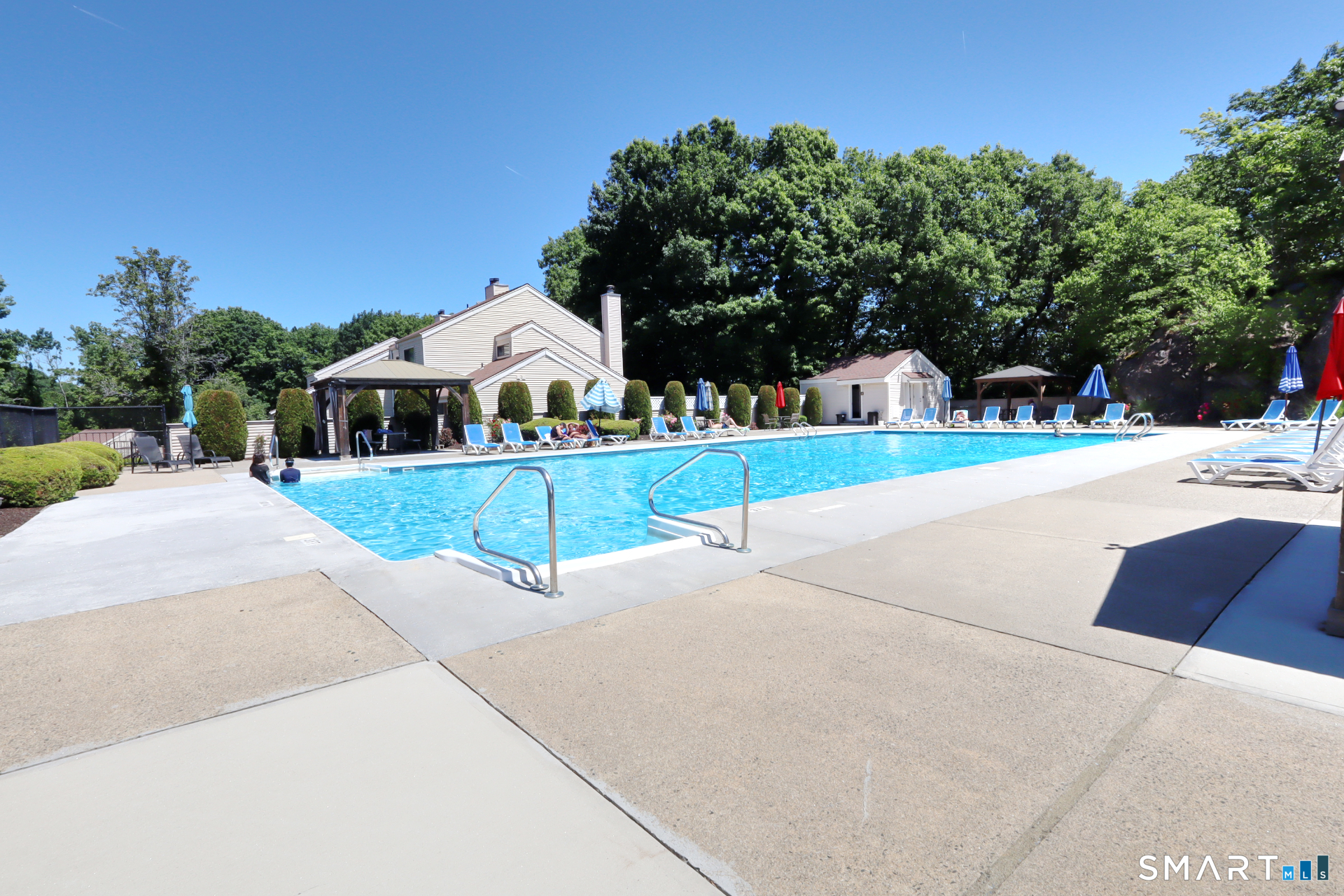 35 Deer Run Bethel CT 06801