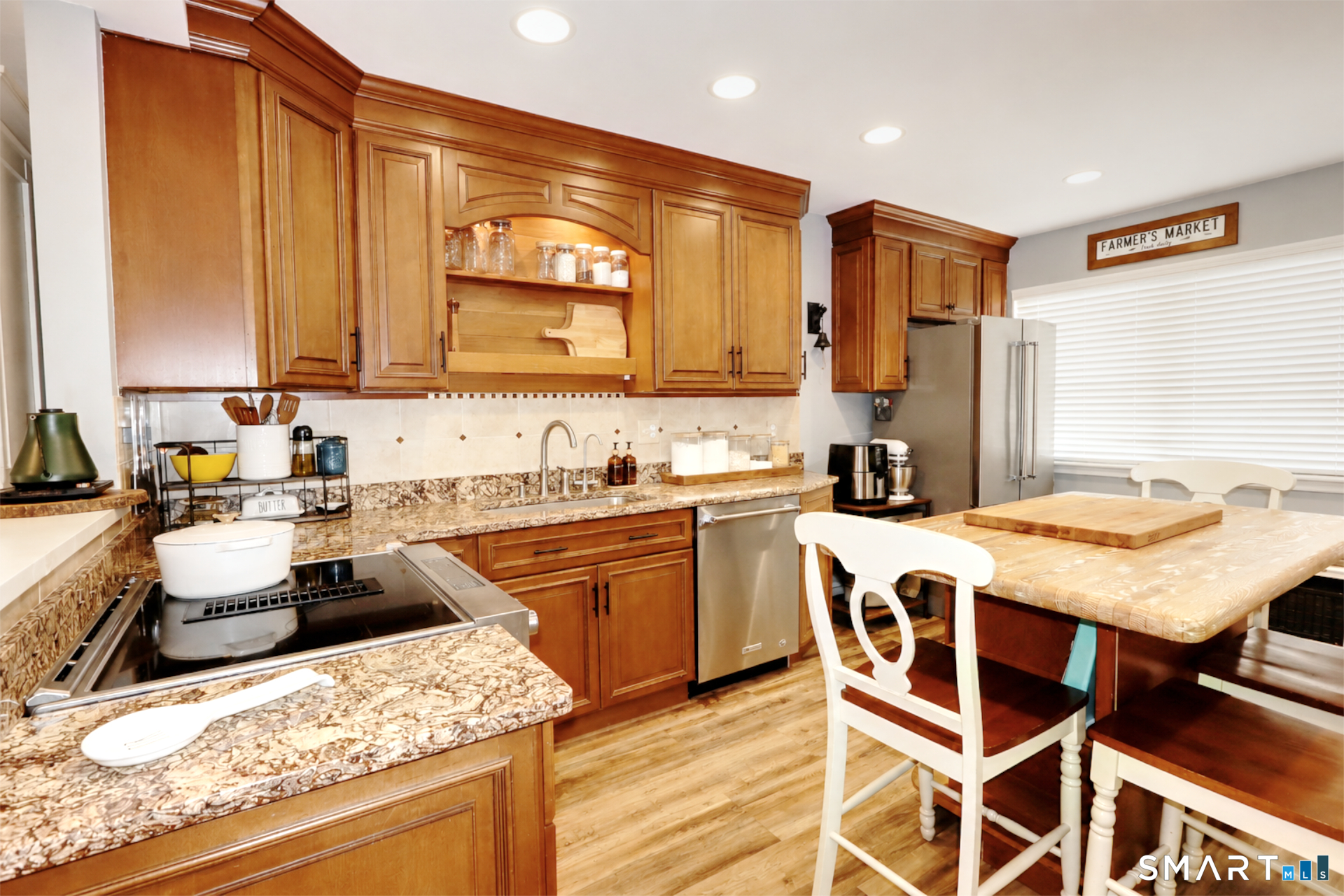 35 Deer Run Bethel CT 06801