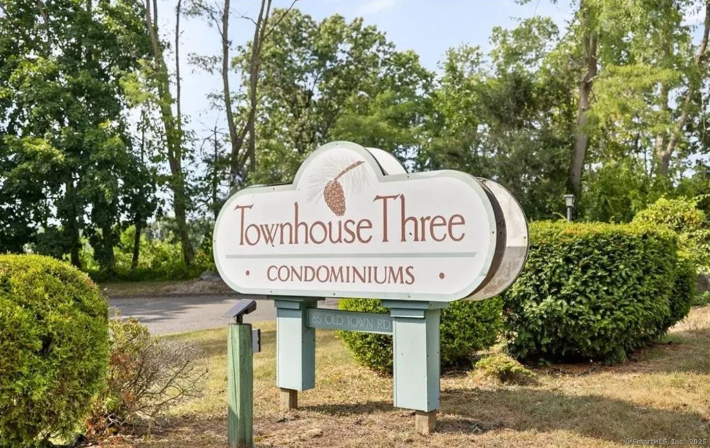 85 Old Town Road Vernon CT 06066