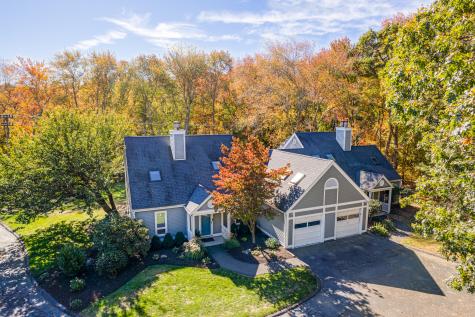 21 Centre Village Drive Madison CT 06443
