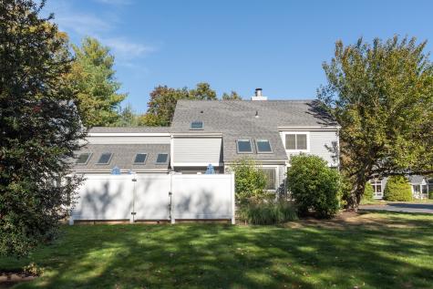 21 Centre Village Drive Madison CT 06443