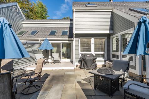 21 Centre Village Drive Madison CT 06443