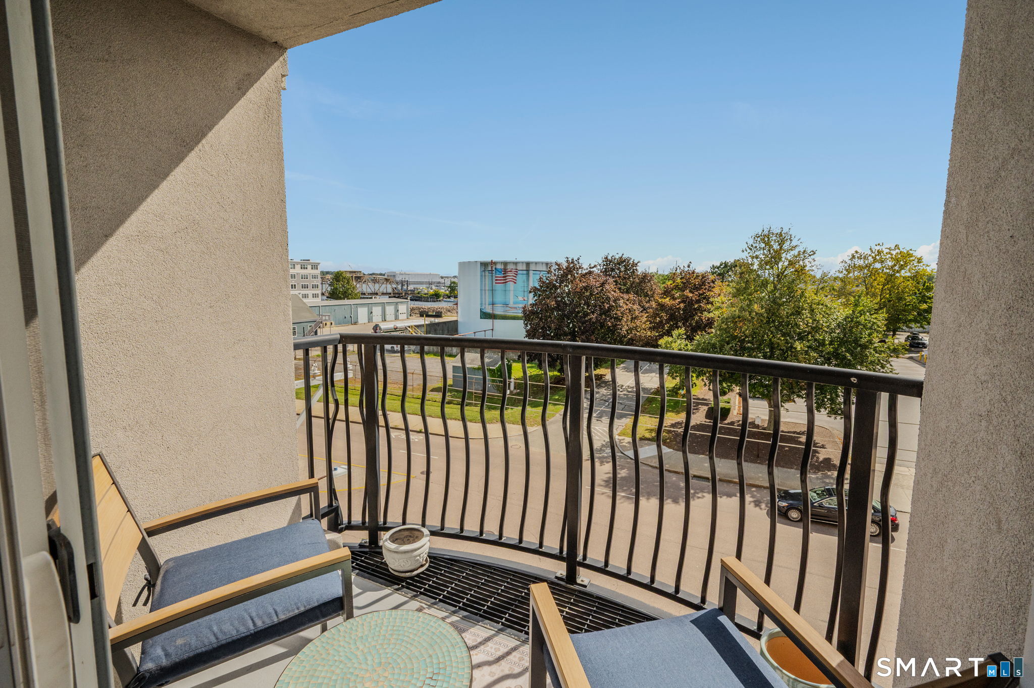 461 Bank Street New London CT 06320