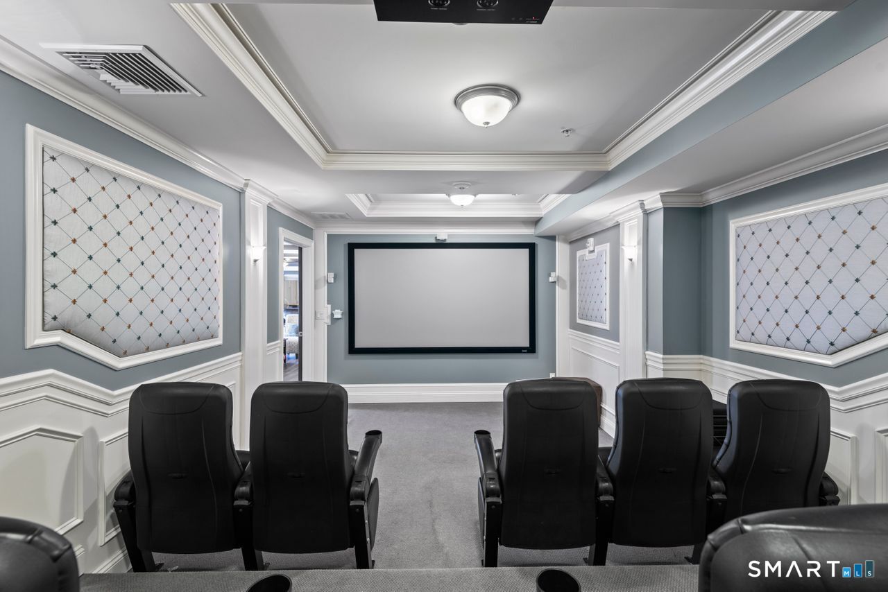 461 Bank Street New London CT 06320
