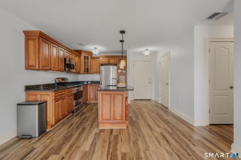 461 Bank Street New London CT 06320
