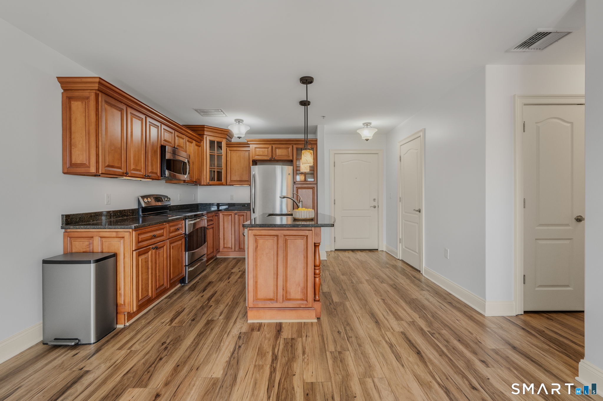 461 Bank Street New London CT 06320