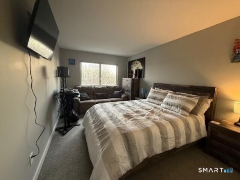 111 Harbour Close New Haven CT 06519