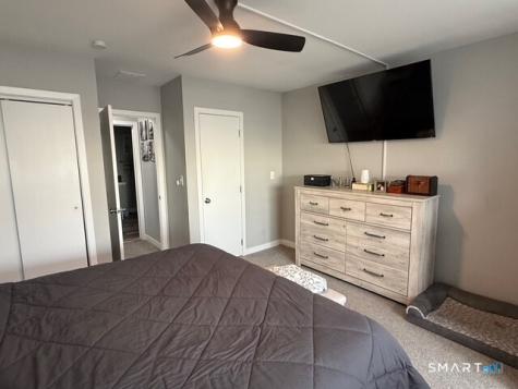 111 Harbour Close New Haven CT 06519