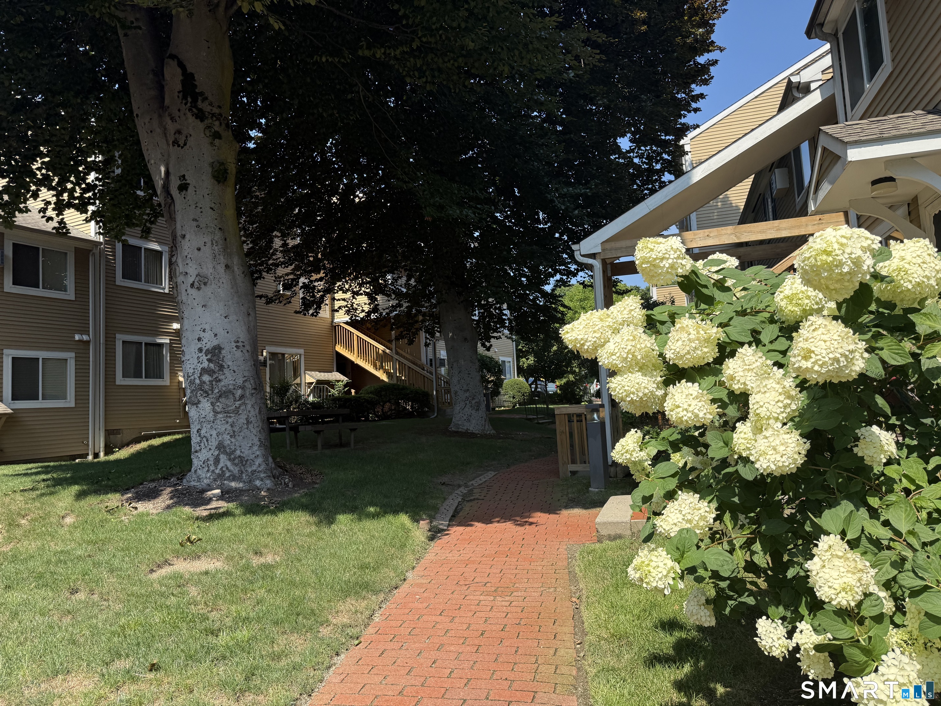 135 Flax Hill Road Norwalk CT 06854