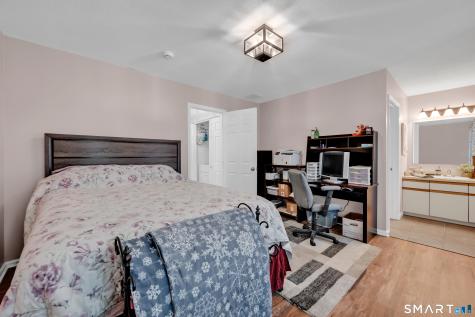 190 Tomlinson Avenue Plainville CT 06062