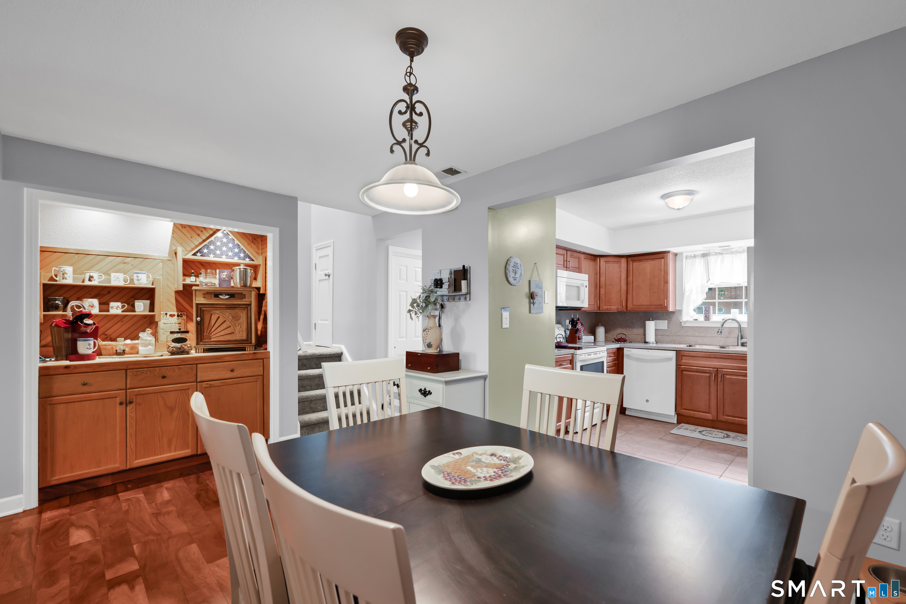 190 Tomlinson Avenue Plainville CT 06062