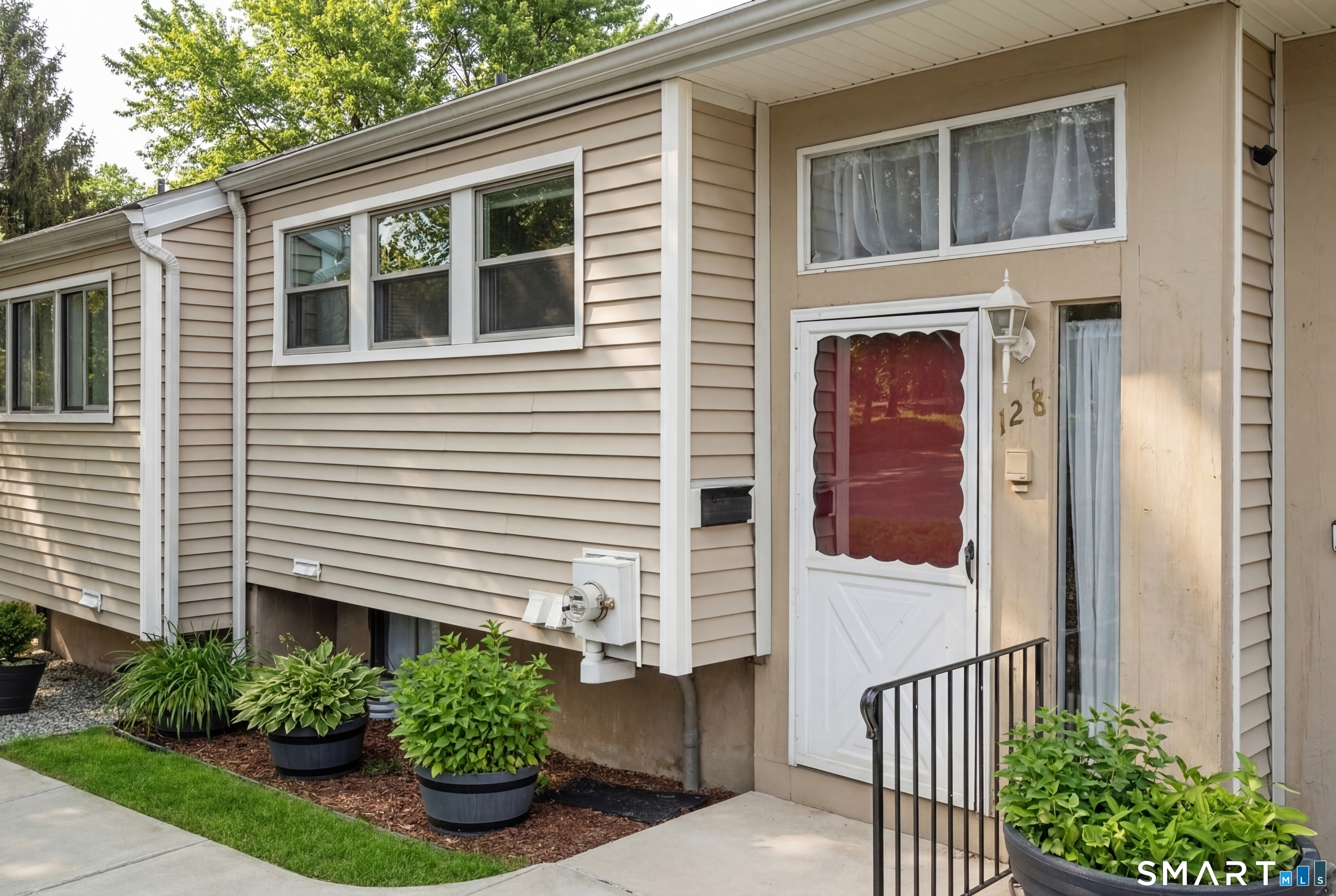 128 Shepards Knoll Drive Hamden CT 06514
