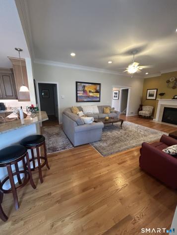 6 North Hollow East Hampton CT 06424