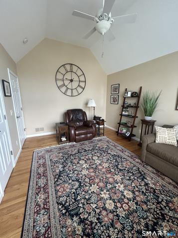 6 North Hollow East Hampton CT 06424